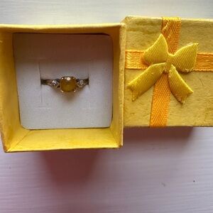 Yellow Saphire & diamond Art Deco Vintage Engagement Ring size 4